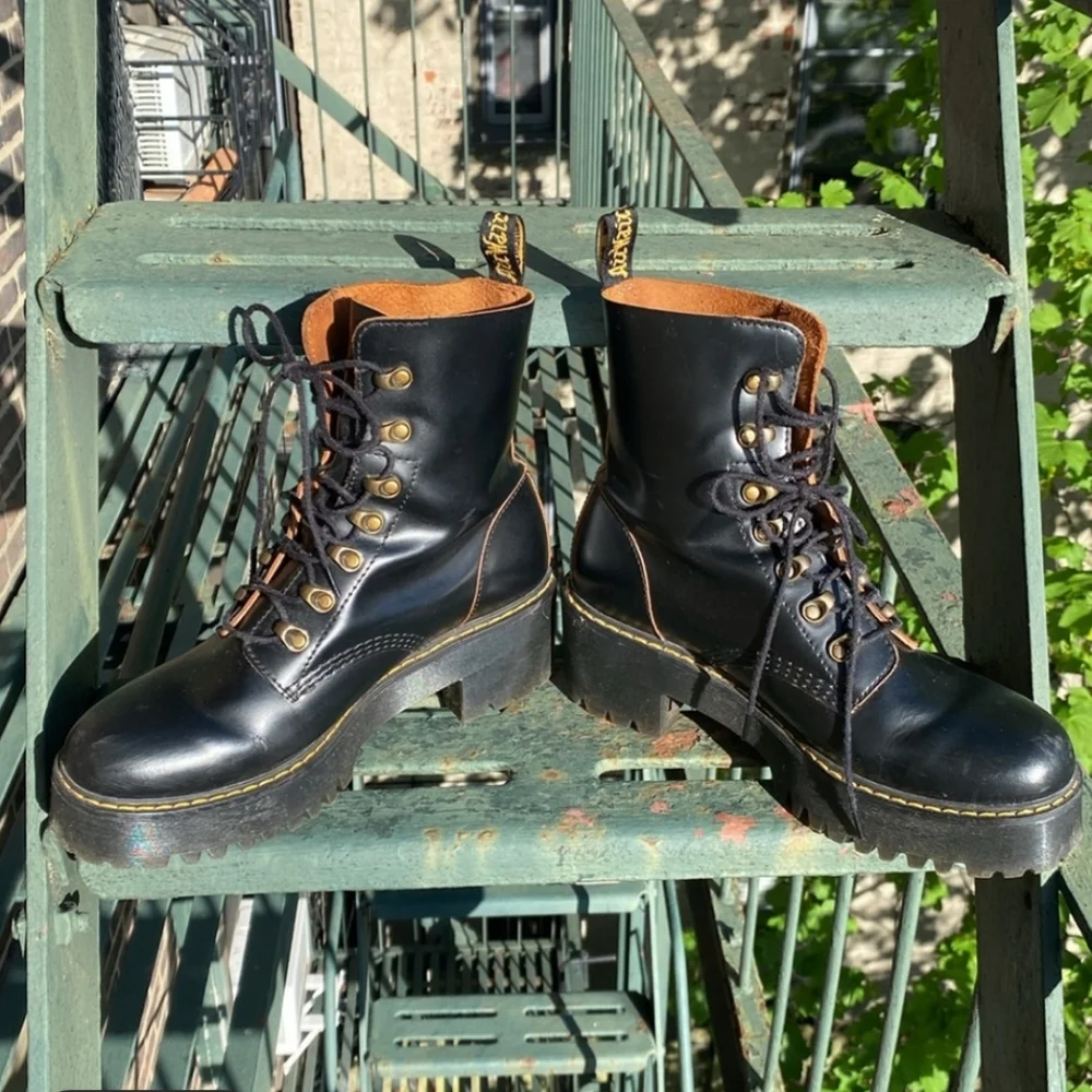 Dr. Martens Leona Mid Heel Platform Combat Boots, Docs High Heel Leather, 90s - Picture 6 of 16